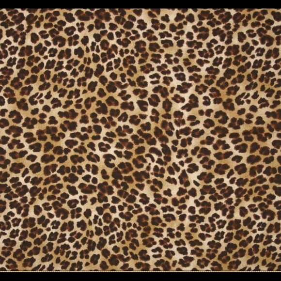 MY CLOSET IS FEATURED TODAY! - Picture 4 of 4